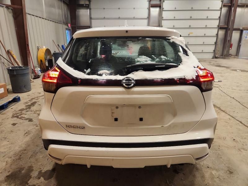 2021 Nissan Kicks s