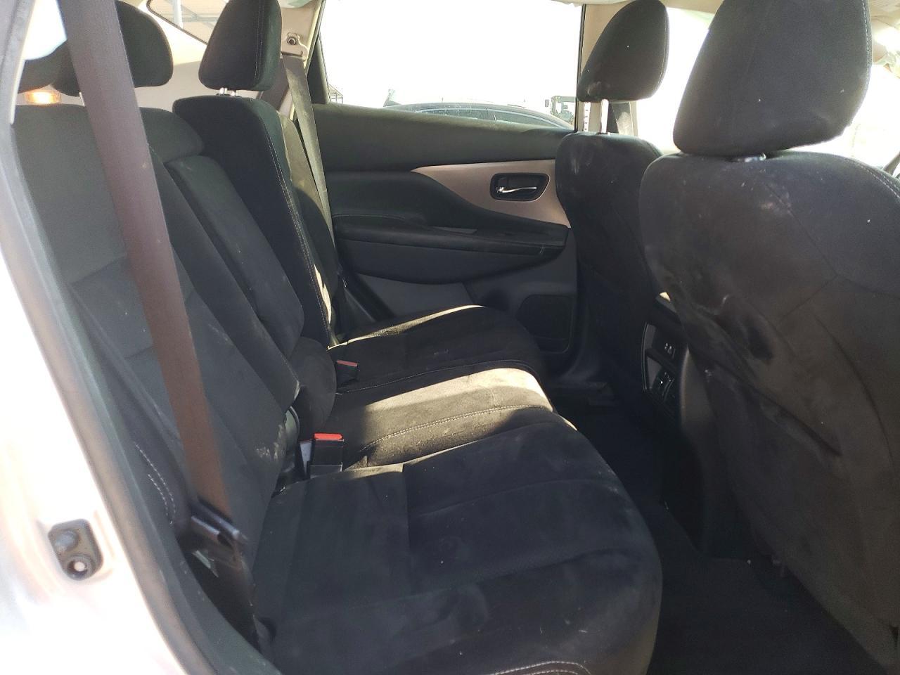 2020 Nissan Murano s