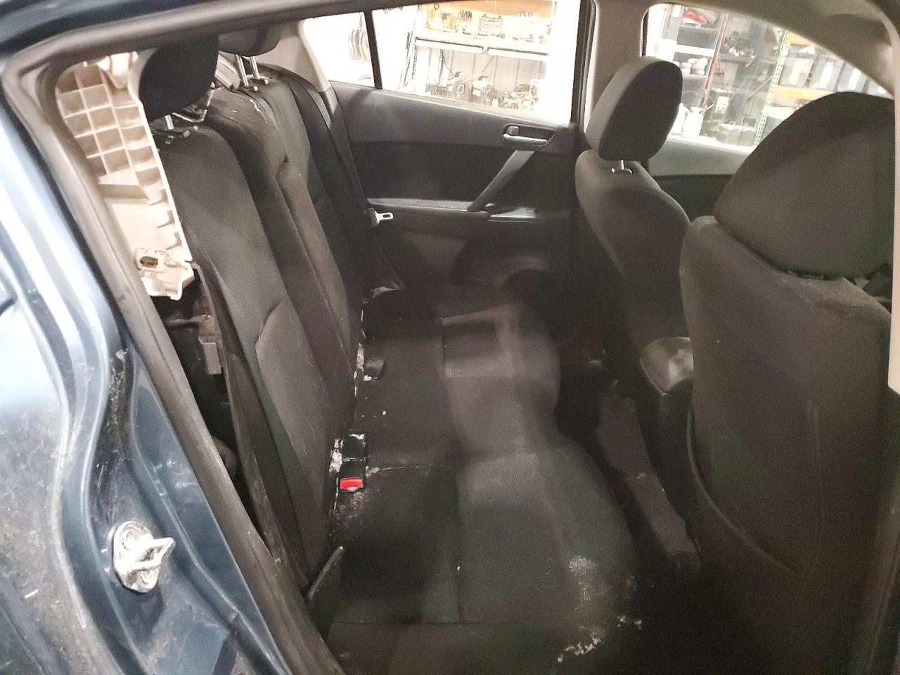 2010 Mazda 3 I