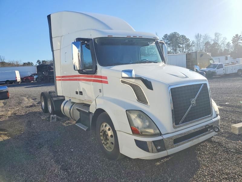 2016 Volvo VNL Semi Truck
