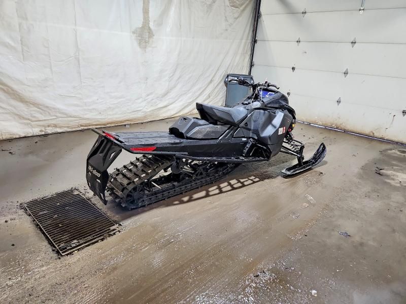 2025 Skidoo 2025 Skid XRS