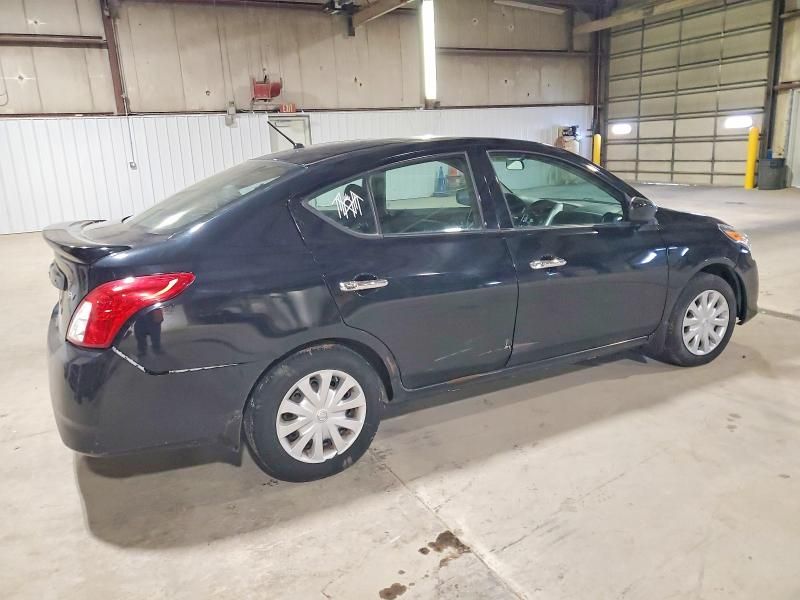2016 Nissan Versa s