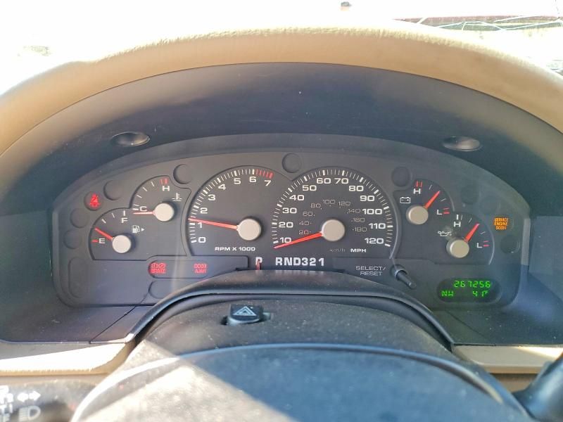 2004 Ford Explorer xlt