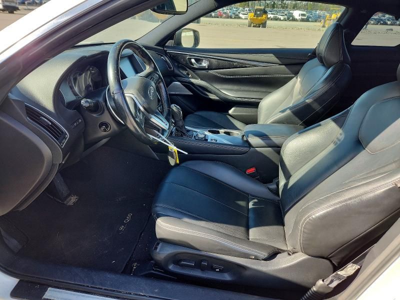 2018 Infiniti Q60 Luxe 300