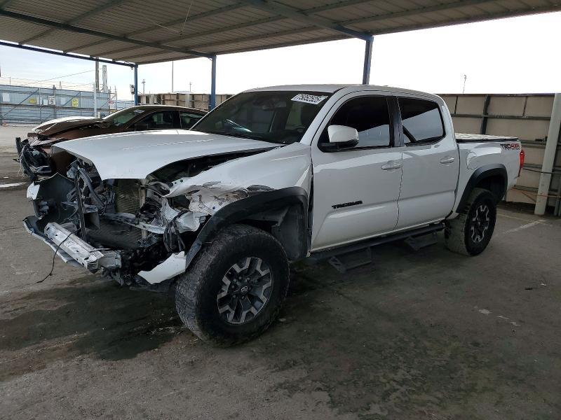 2019 Toyota Tacoma trd Off-road