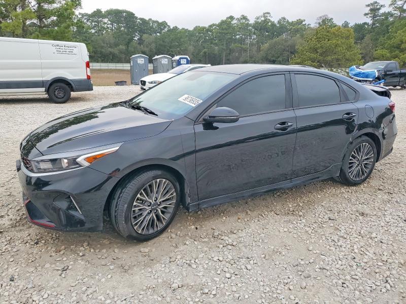 2023 KIA Forte gt Line