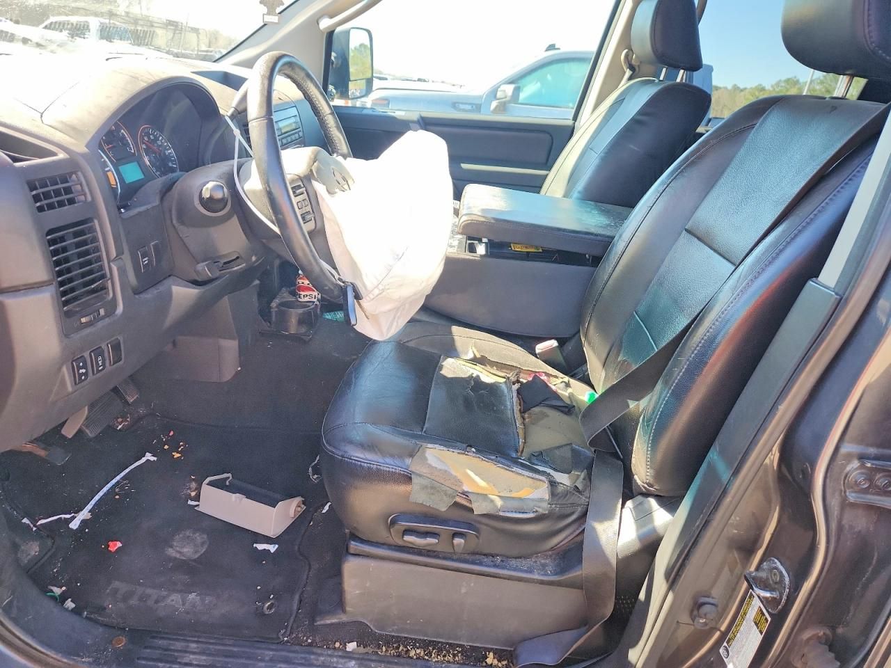 2009 Nissan Titan XE