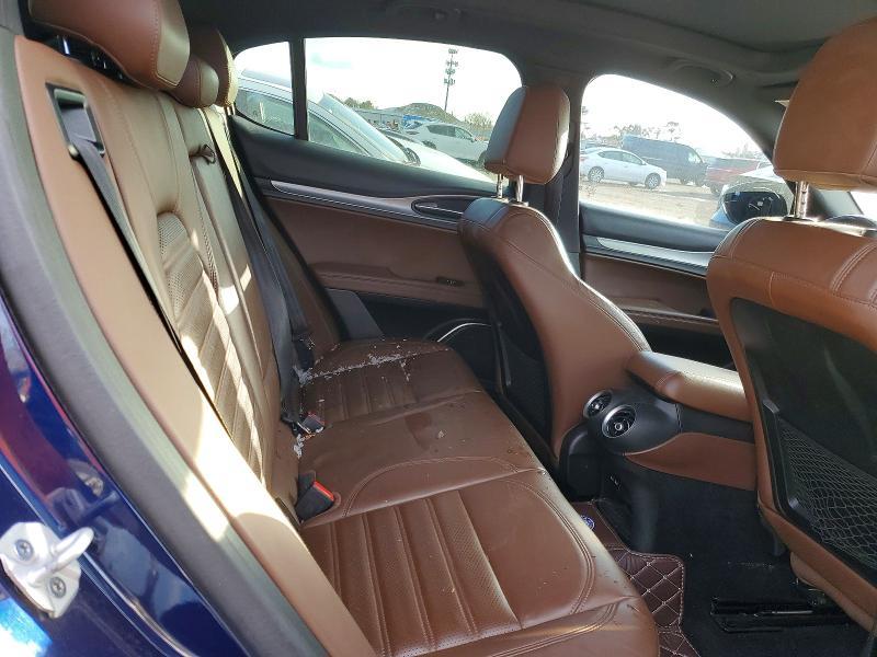 2019 Alfa Romeo Stelvio ti