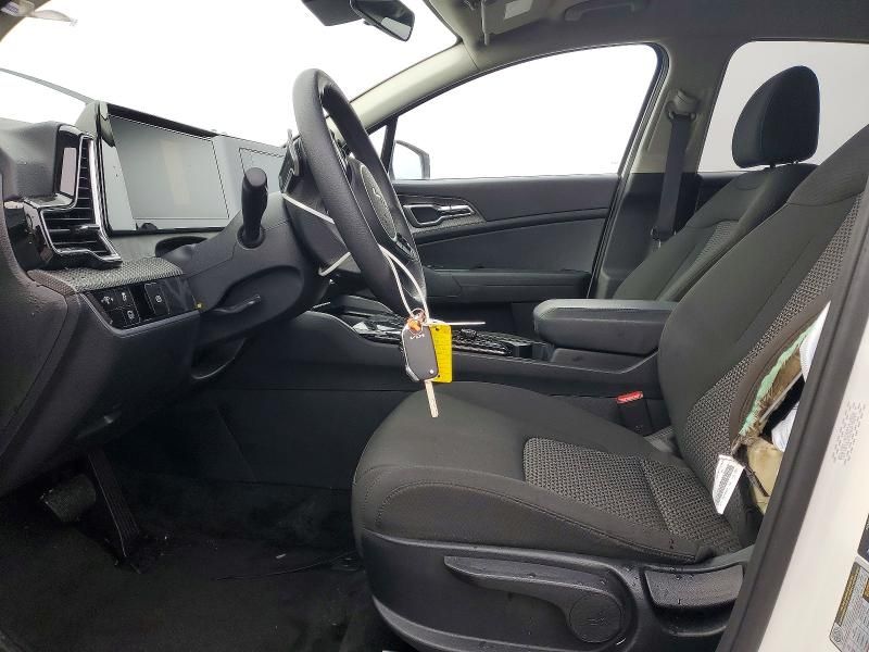 2025 KIA Sportage lx