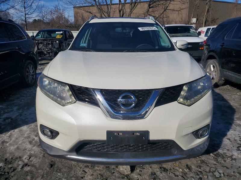 2015 Nissan Rogue sv