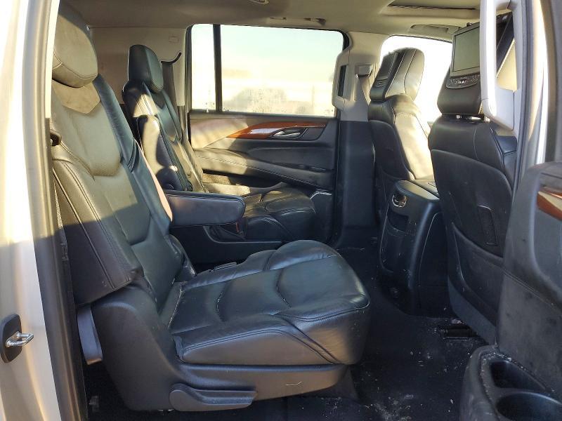 2019 Cadillac Escalade esv Luxury