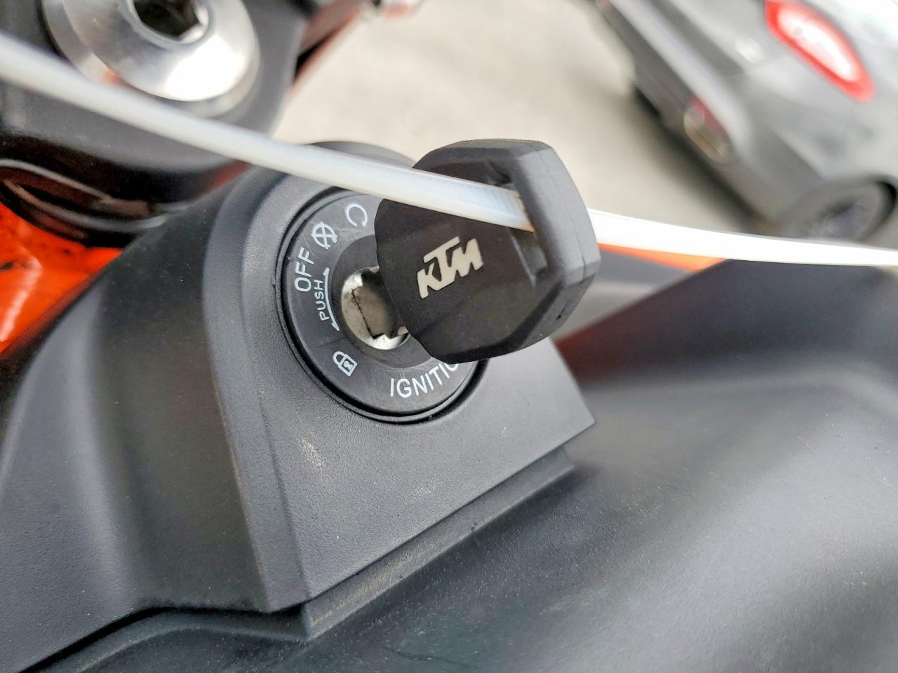2025 KTM 390 Duke