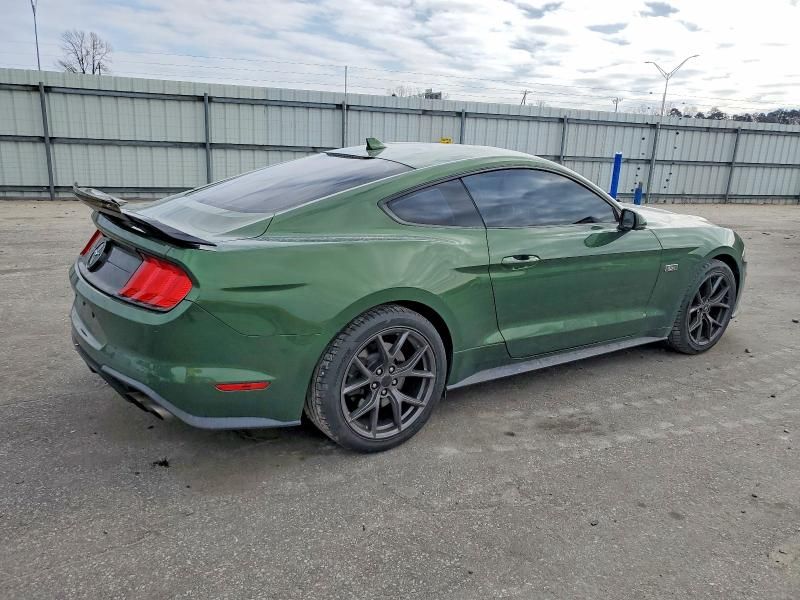 2022 Ford Mustang