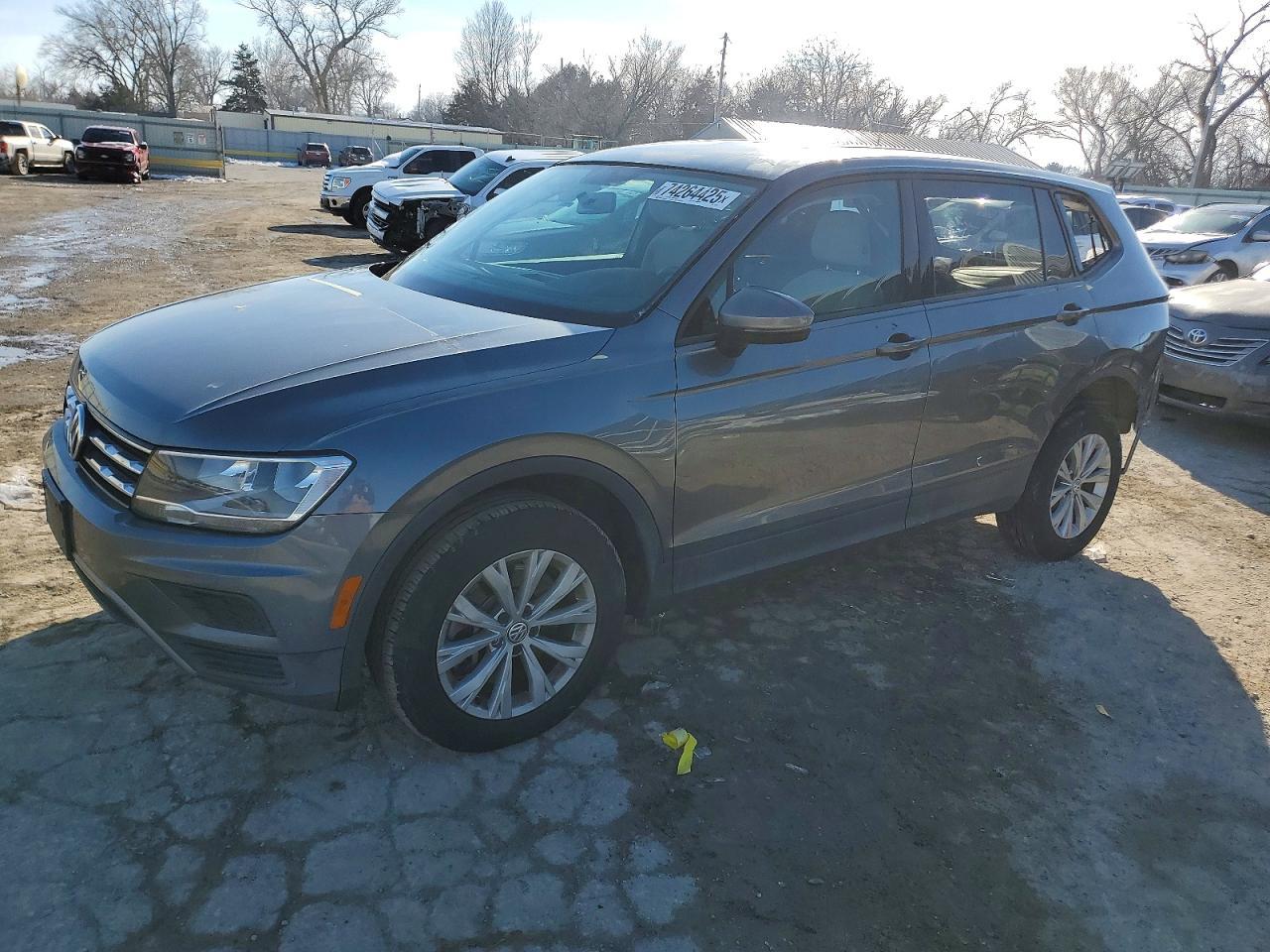 2018 Volkswagen Tiguan s