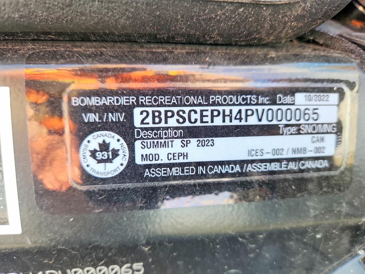 2023 Skidoo Summit SP