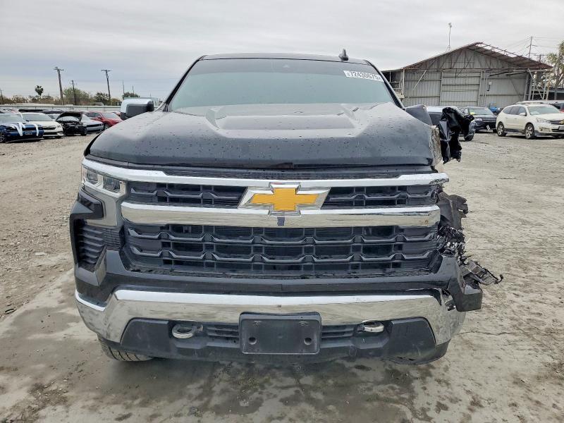 2024 Chevrolet Silverado K1500 lt
