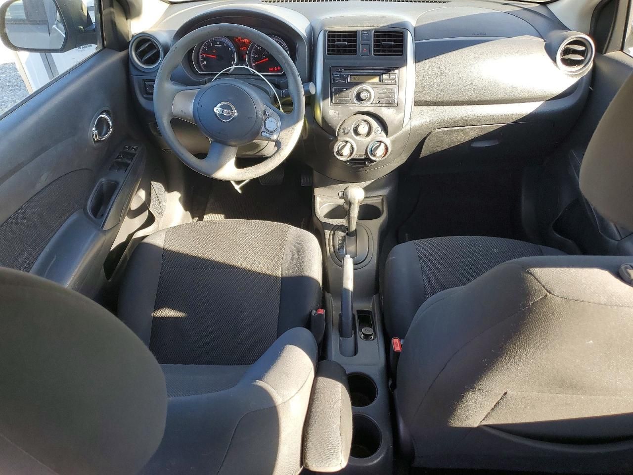 2013 Nissan Versa s