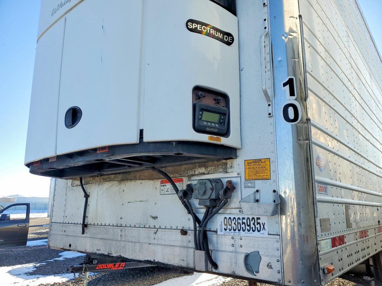 2014 Utility VS2RA Refrigerated Van Trailer