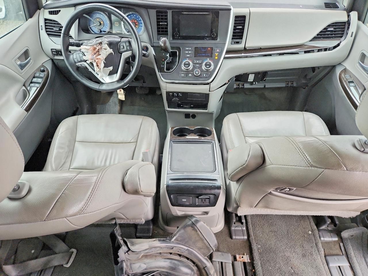 2015 Toyota Sienna xle