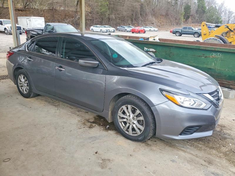 2018 Niss Altima