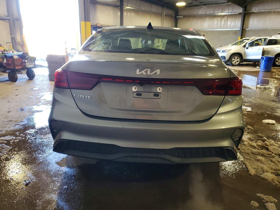 2022 KIA Forte fe