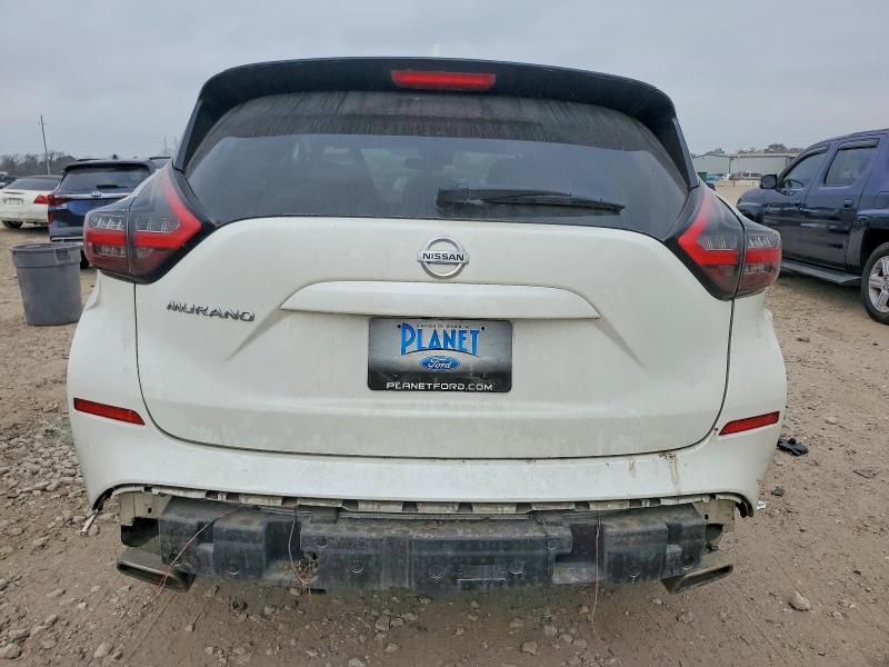 2020 Nissan Murano s