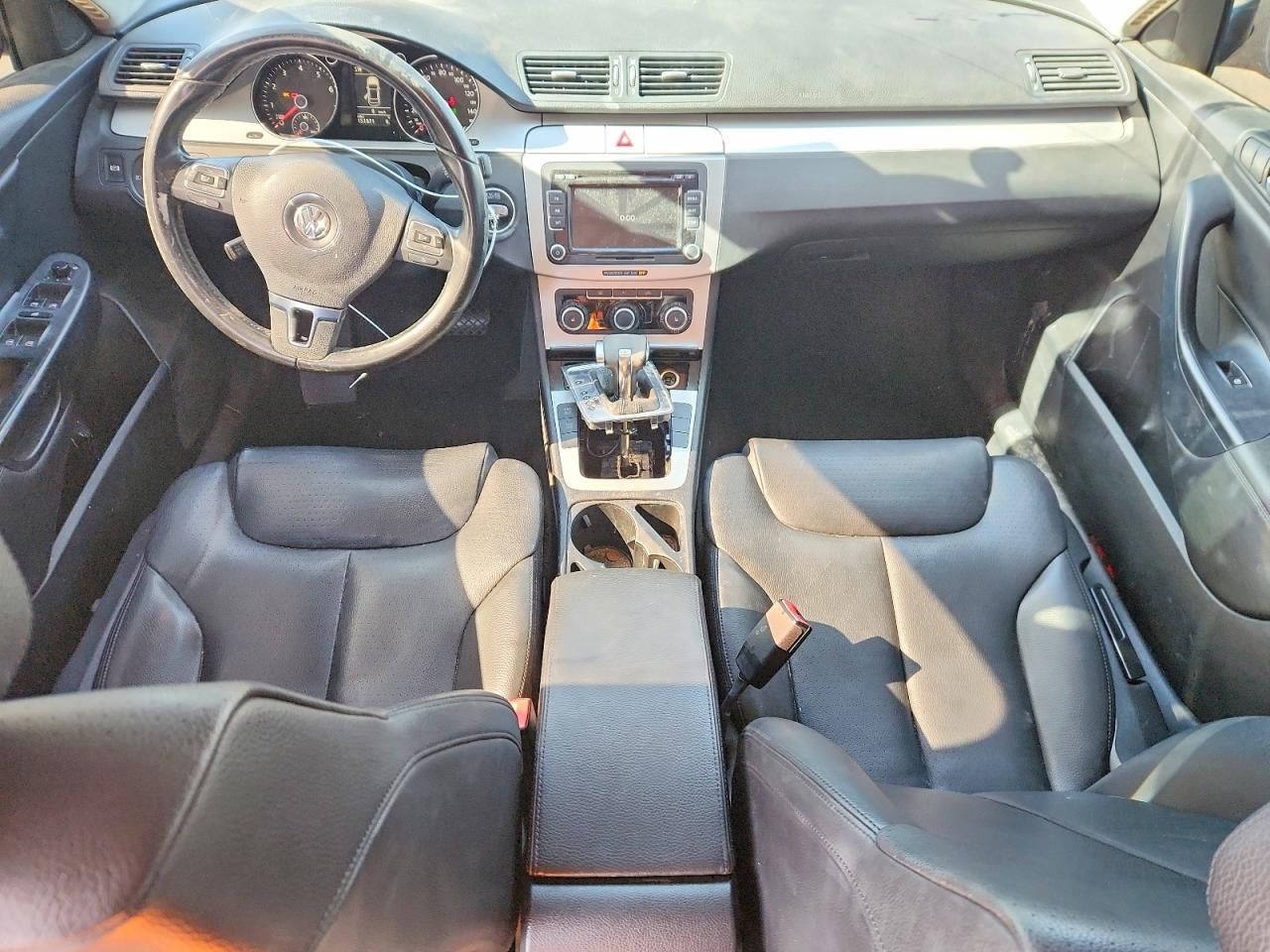 2010 Volkswagen Passat Komfort