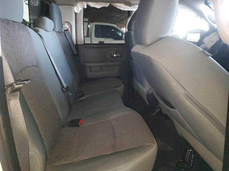 2016 Dodge Ram 1500 slt