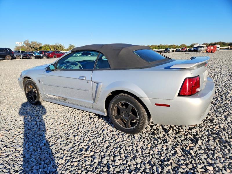 2004 Ford Mustang