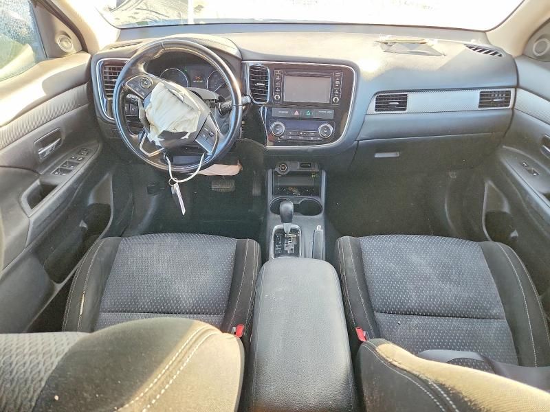 2016 Mitsubishi Outlander se