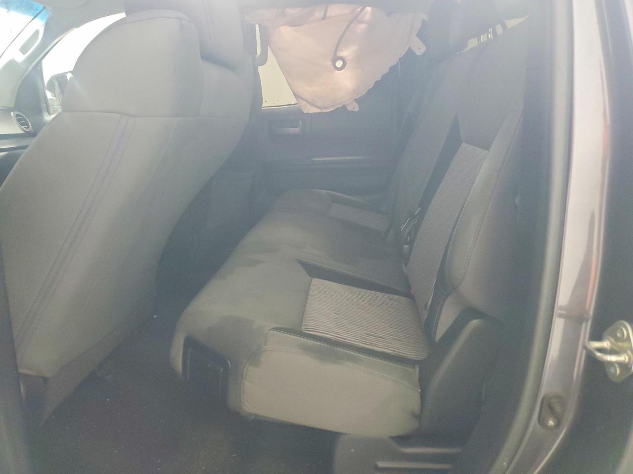 2015 Toyota Tundra SR