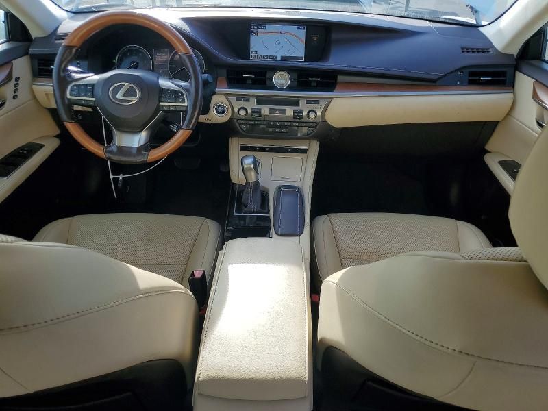 2016 Lexus Es 300h