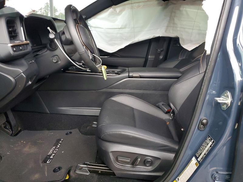 2025 Toyota Crown Platinum