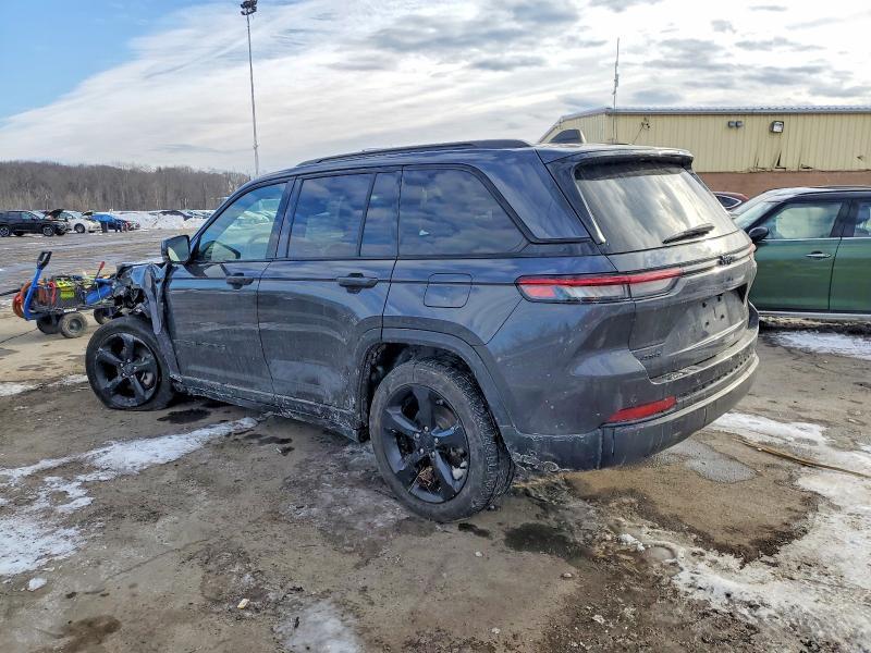 2023 Jeep Grand Cherokee Laredo