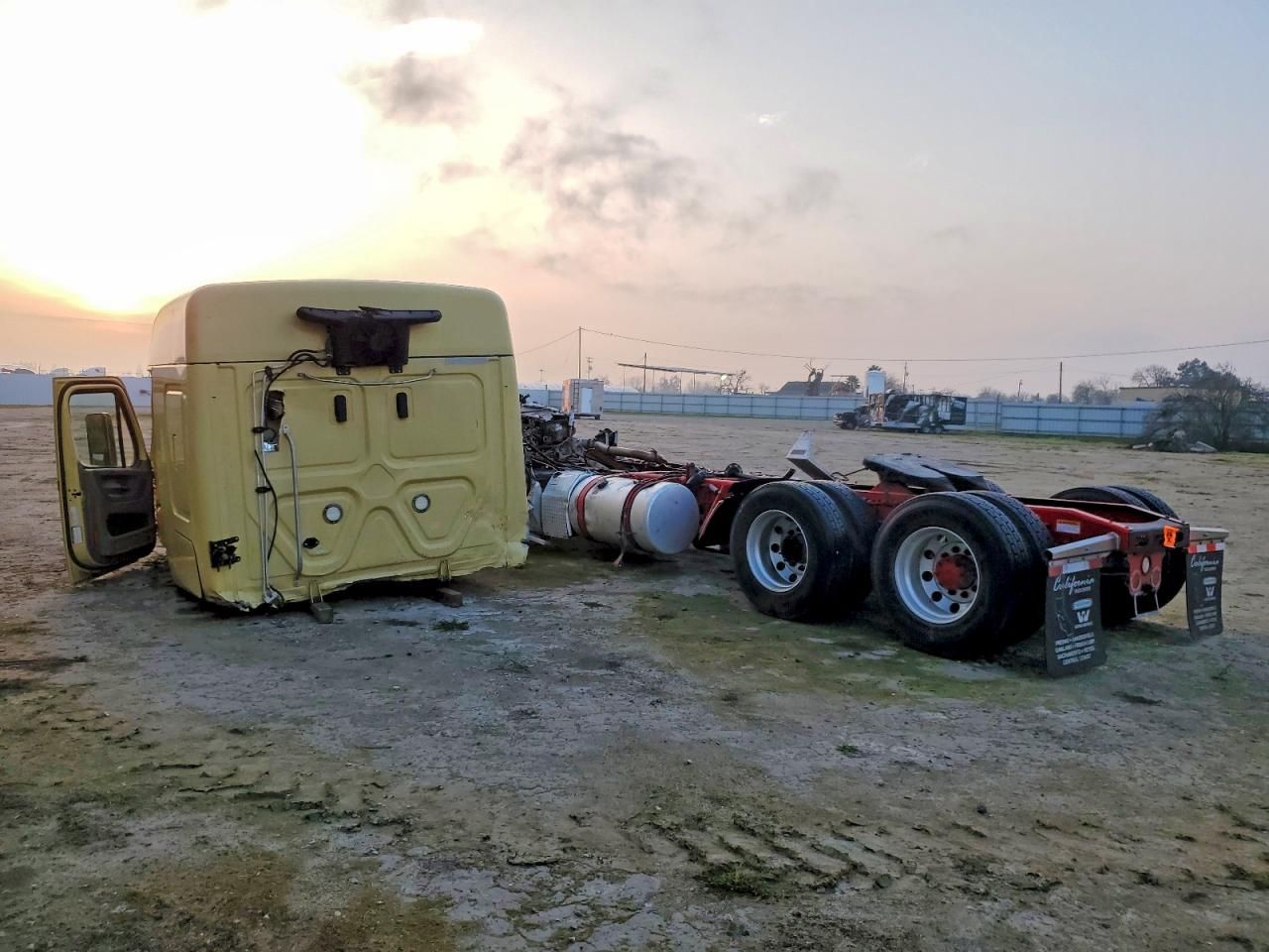 2019 Freightliner Cascadia 125