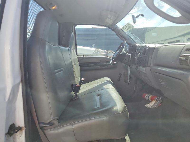 2007 Ford F550 Super Duty Flatbed Truck