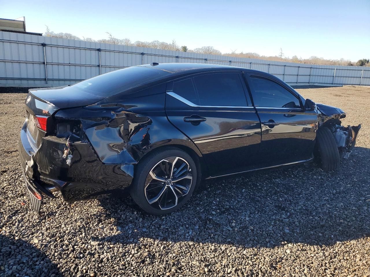 2025 Nissan Altima sr