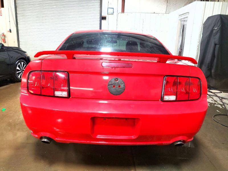 2005 Ford Mustang gt