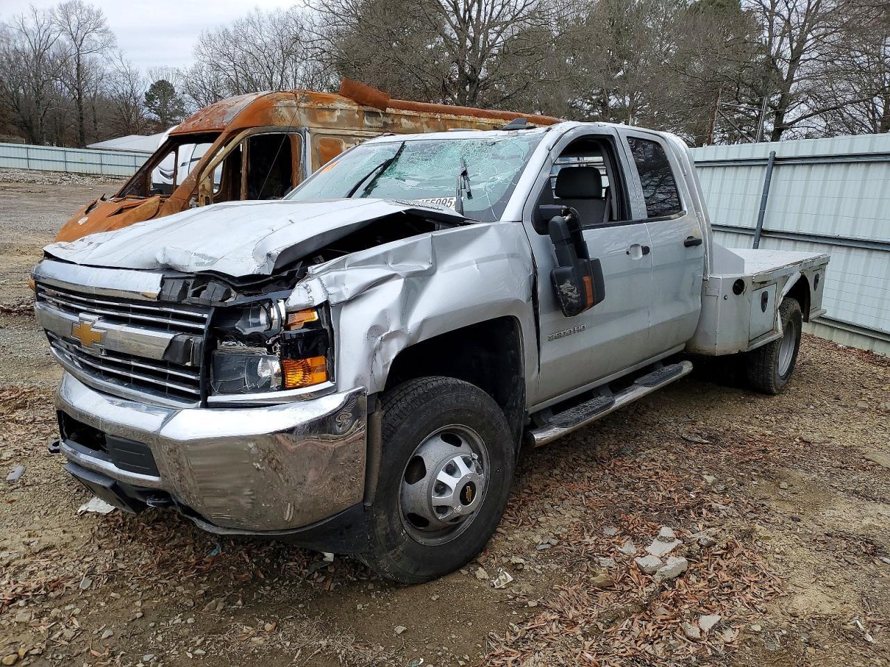 2016 Chev Rolet Silverado 3500 Flatbed Truck