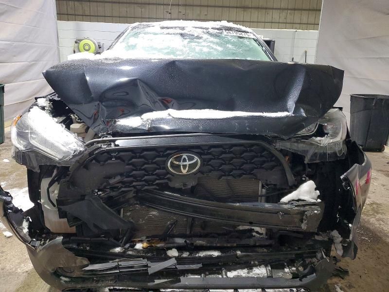 2023 Toyota Corolla Cross l