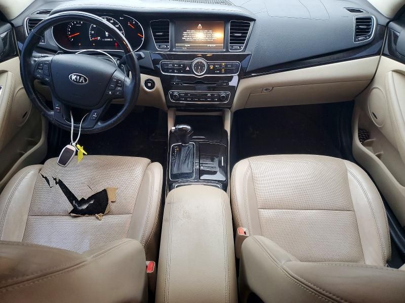 2014 KIA Cadenza Premium