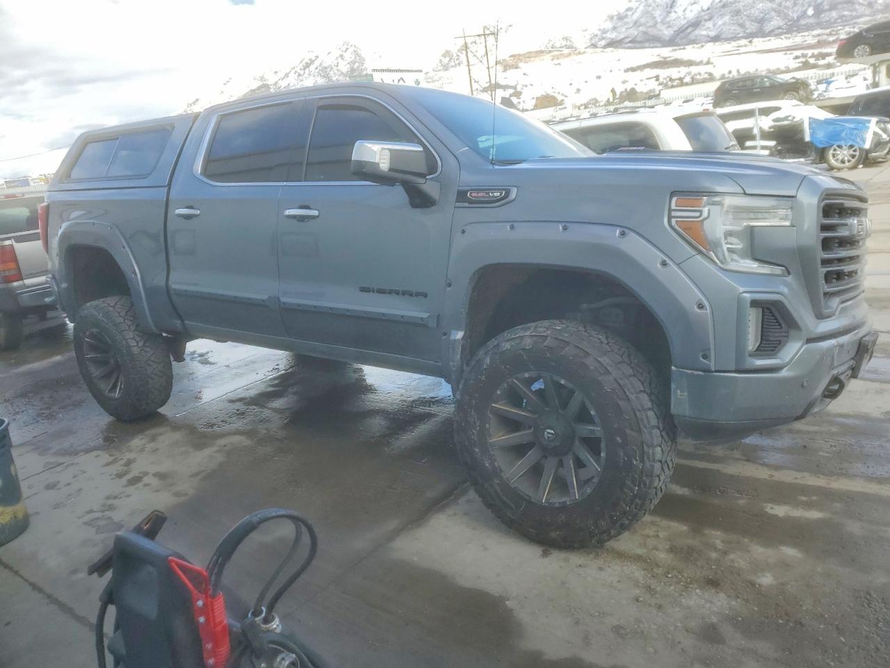 2020 GMC Sierra K1500 slt