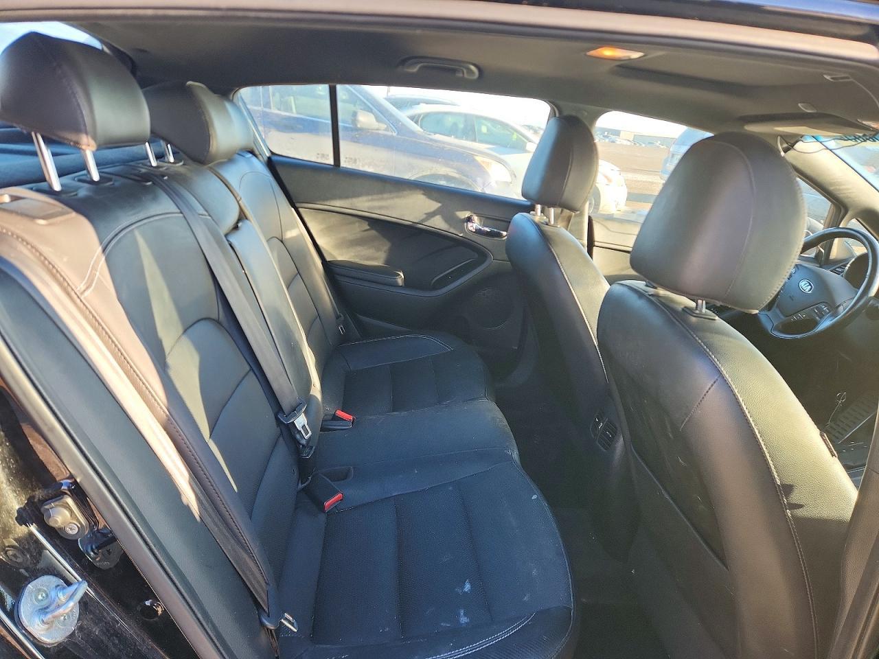 2015 KIA Forte sx