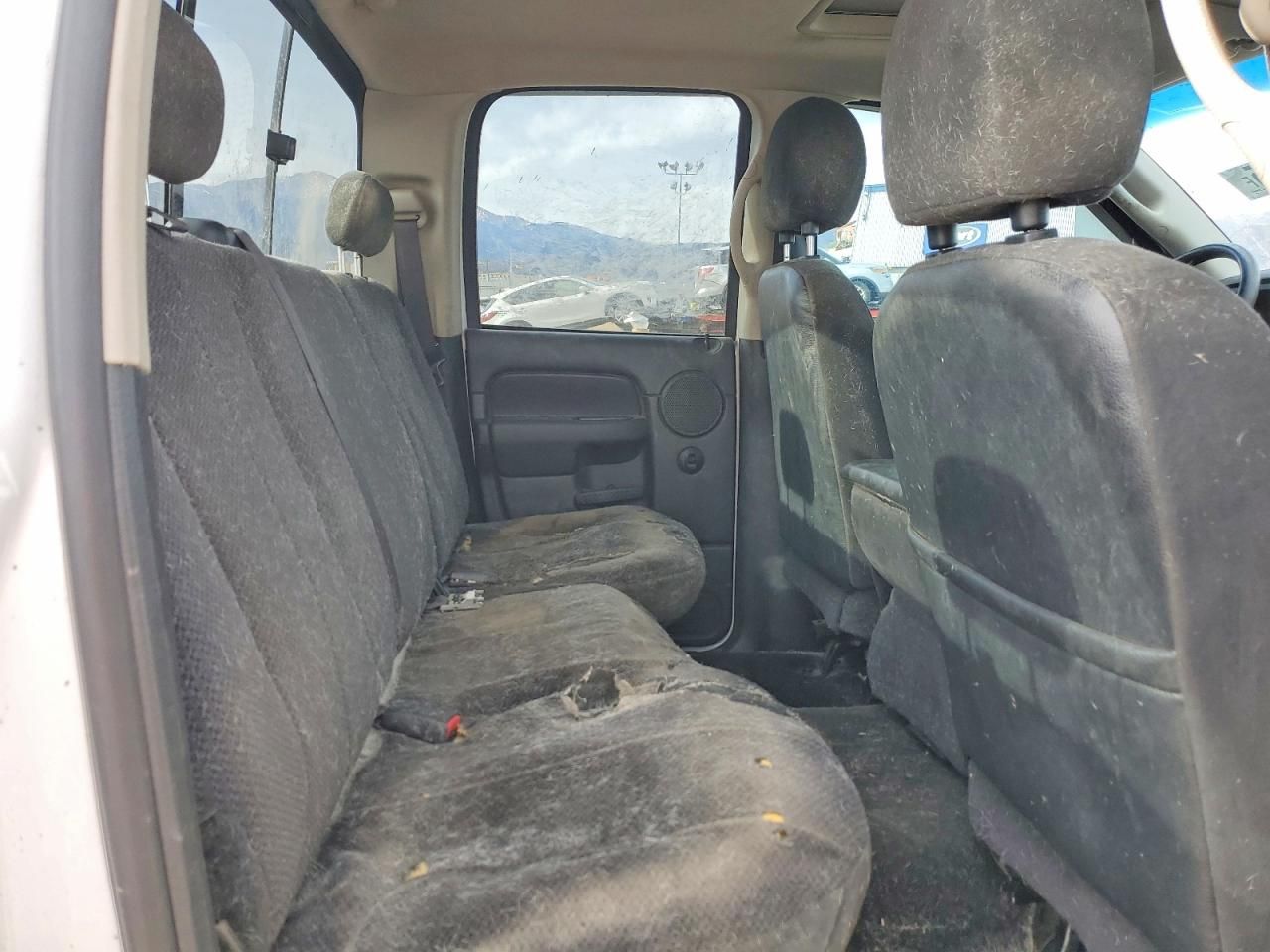 2005 Dodge Ram 1500 st