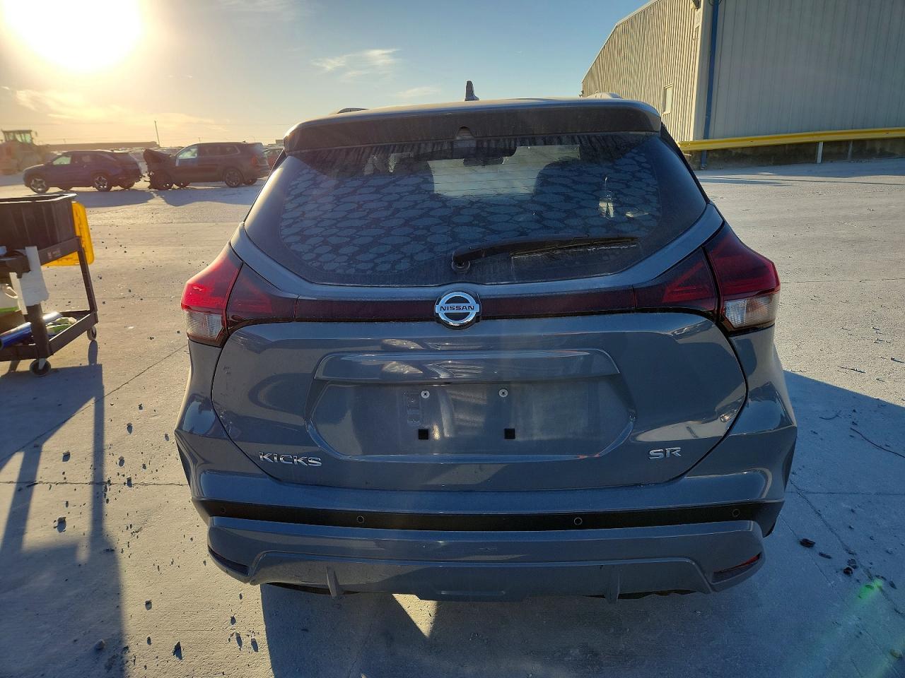 2021 Nissan Kicks sr