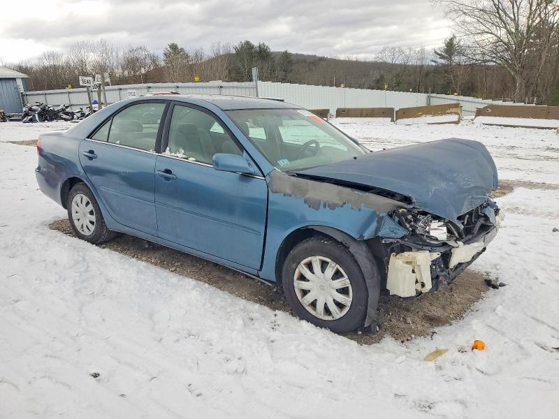 2004 Toyota Camry le
