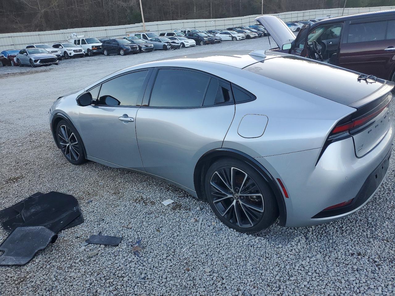 2023 Toyota Prius le