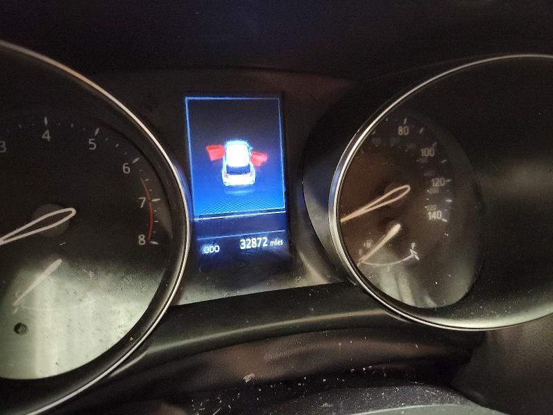 2021 Toyota C-hr xle
