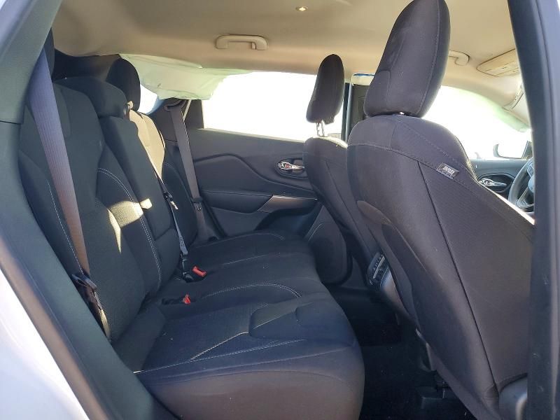 2020 Jeep Cherokee Latitude