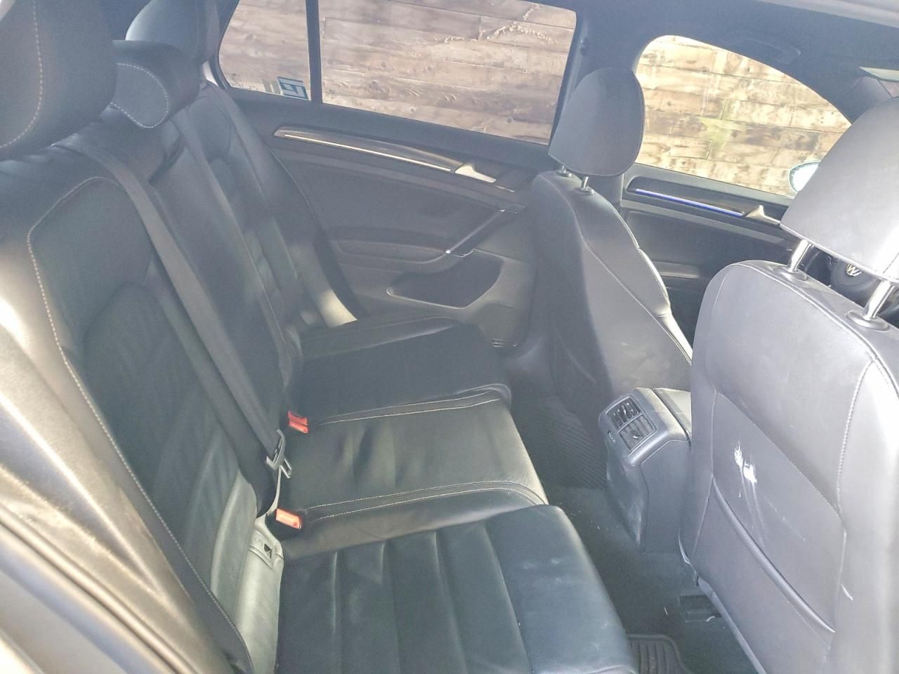 2017 Volkswagen Golf r